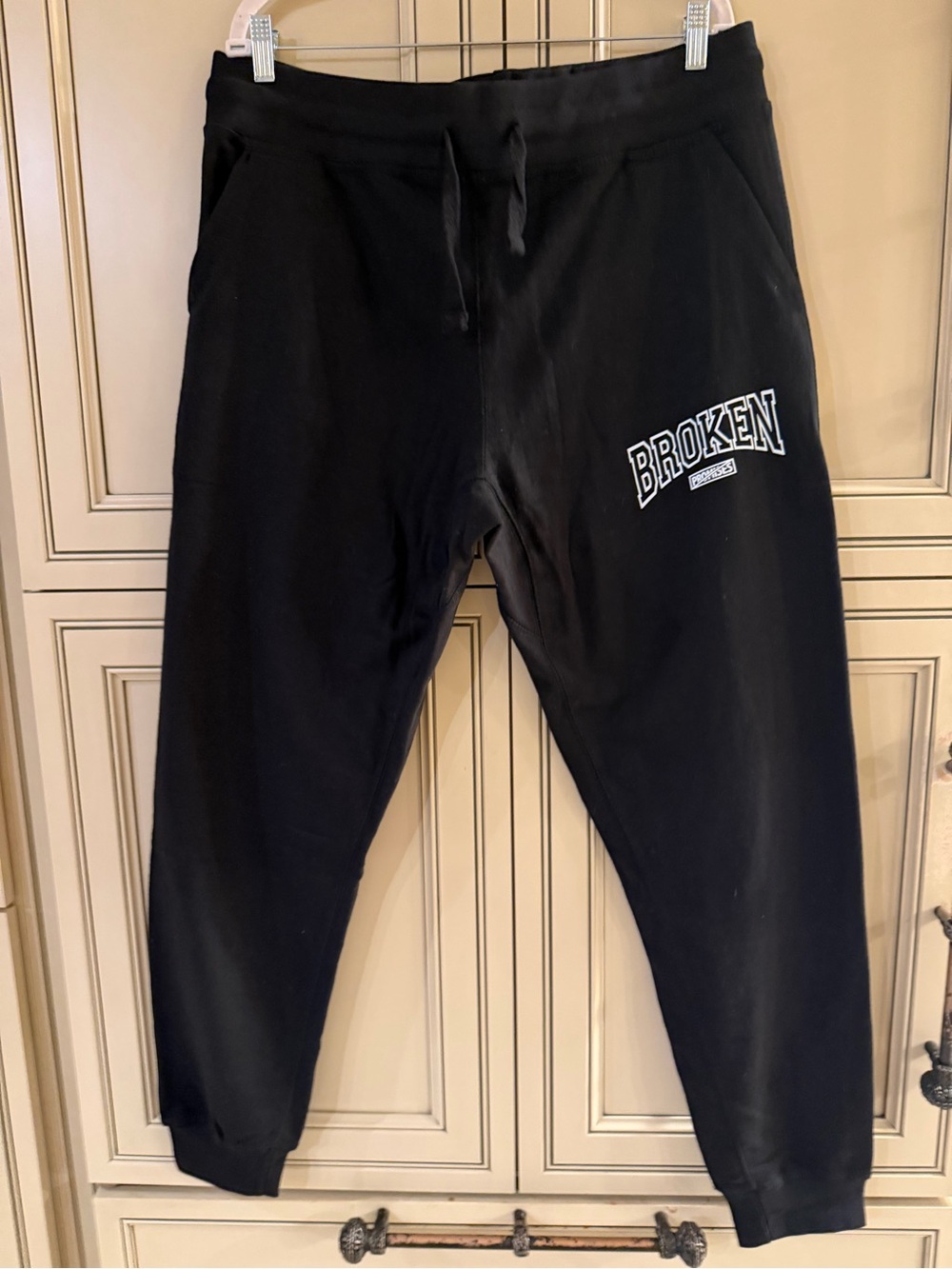 New Men’s Designer BROKEN PROMISES Black Joggers Sweatpants Streetwear Pants XXL